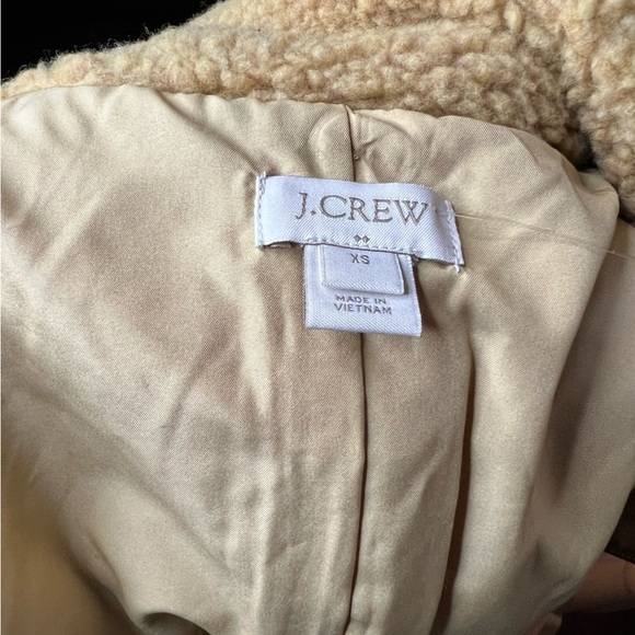 ⭐️J. Crew Fleece Vest - Picture 7 of 9
